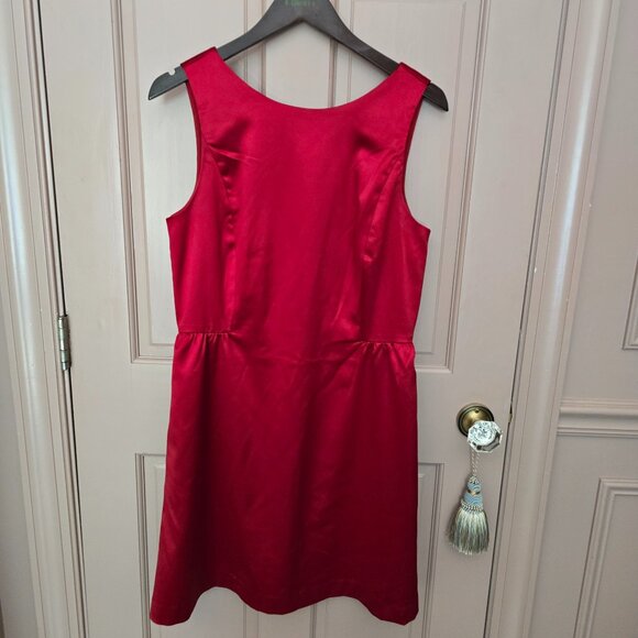 GAP Dresses & Skirts - Beautiful Red Gap short dress Size 10 UK 14